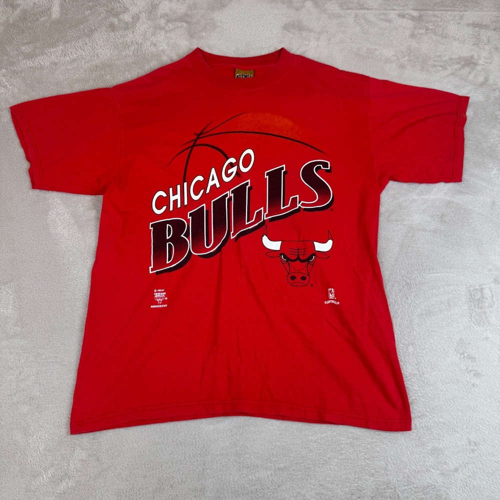 Vintage Nutmeg Mills NBA Chicago Bulls Shirt Men L Red Preowned Basketball Stain
